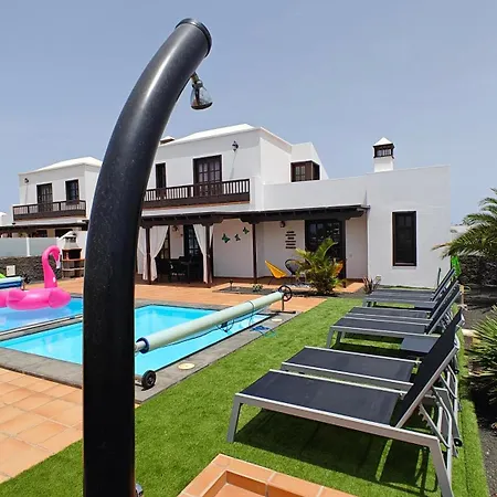 Casa Del Sol Naciente - Heated Pools - Wifi - Uk,be,nl,fr Tv Channels Playa Blanca (Lanzarote)