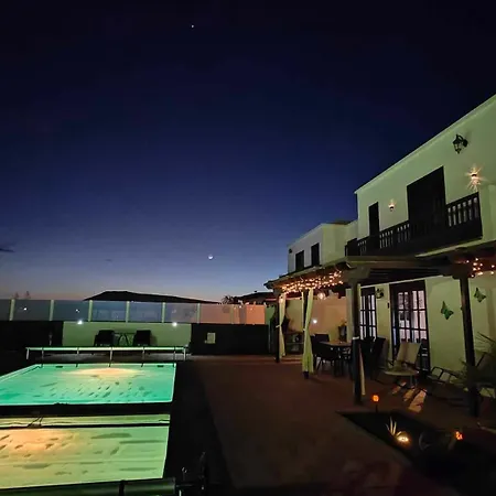 Casa Del Sol Naciente - Heated Pools - Wifi - Uk,be,nl,fr Tv Channels Playa Blanca (Lanzarote)